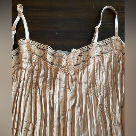 Silky Tank Cami Vintage size Large Tan Crinkled material NWT Adjustable Straps - Picture 4 of 10